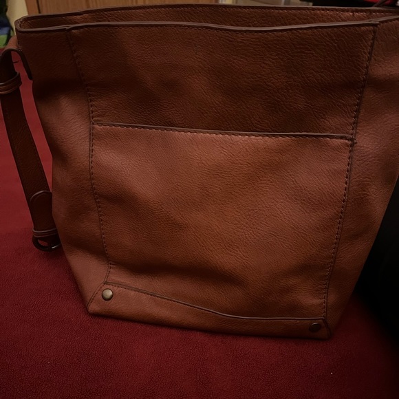 Universal Thread Purse - Picture 5 of 7